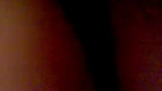 ನಕಲಿ ಟೈಟಿಡ್ ಮಿಲ್ಫ್ ಯುವ ಸೇವಕಿ ಜೆನ್ನಾ ರಾಸ್ ಅನ್ನು ಸ್ನಾನದಲ್ಲಿ ತನ್ನ ಗುದದ್ವಾರವನ್ನು ರಿಮ್ ಮಾಡುವಂತೆ ಮಾಡುತ್ತದೆ