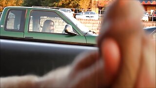 ಕೂದಲುಳ್ಳ ಪುಸಿಯೊಂದಿಗೆ ಕಾಂತಿಯುತ ಶ್ಯಾಮಲೆ ಬೇಬ್ BBC ಯೊಂದಿಗೆ ಆಳವಾಗಿ ಹೊಡೆಯಲ್ಪಡುತ್ತಿದೆ
